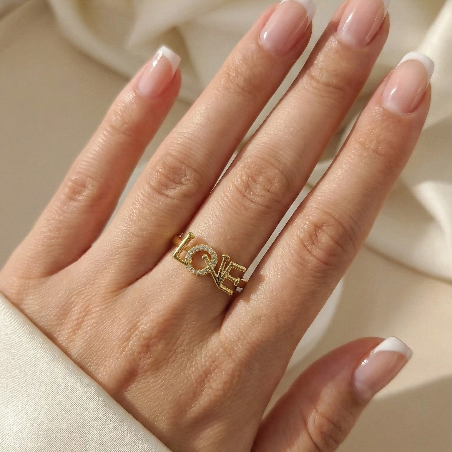 ZEO'US Ayarlanabilir  Amore Minimalist Taşlı Yüzük