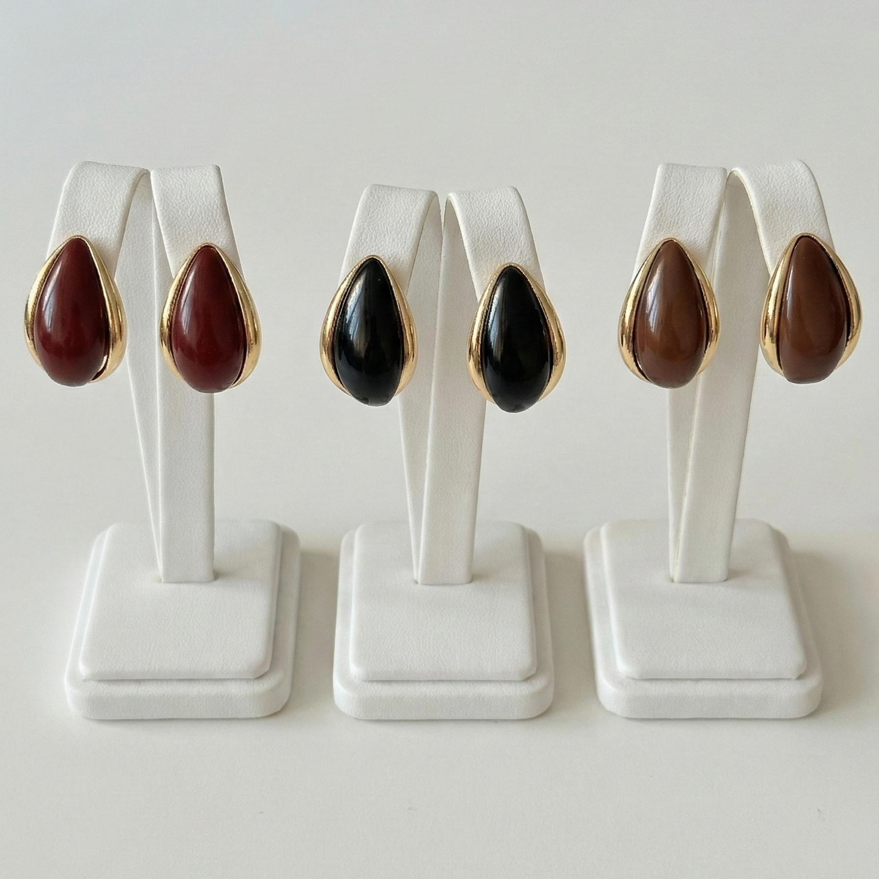 ZEOU’S NOREA Damla Formlu Taş Küpe