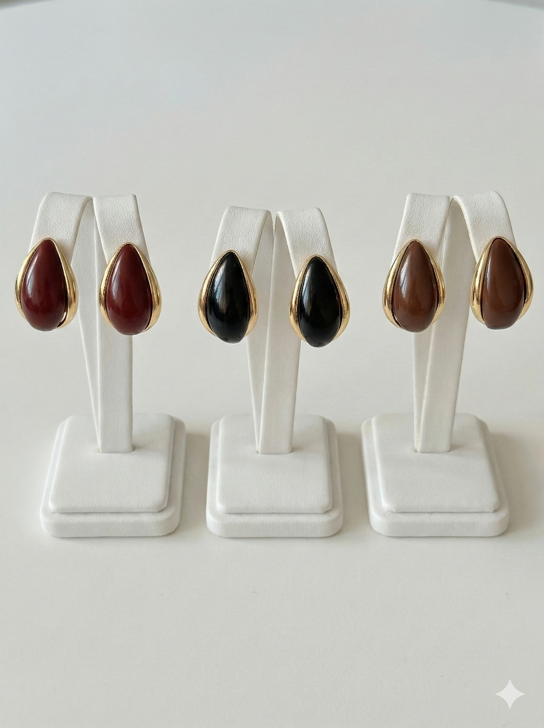 ZEOU’S NOREA Damla Formlu Taş Küpe