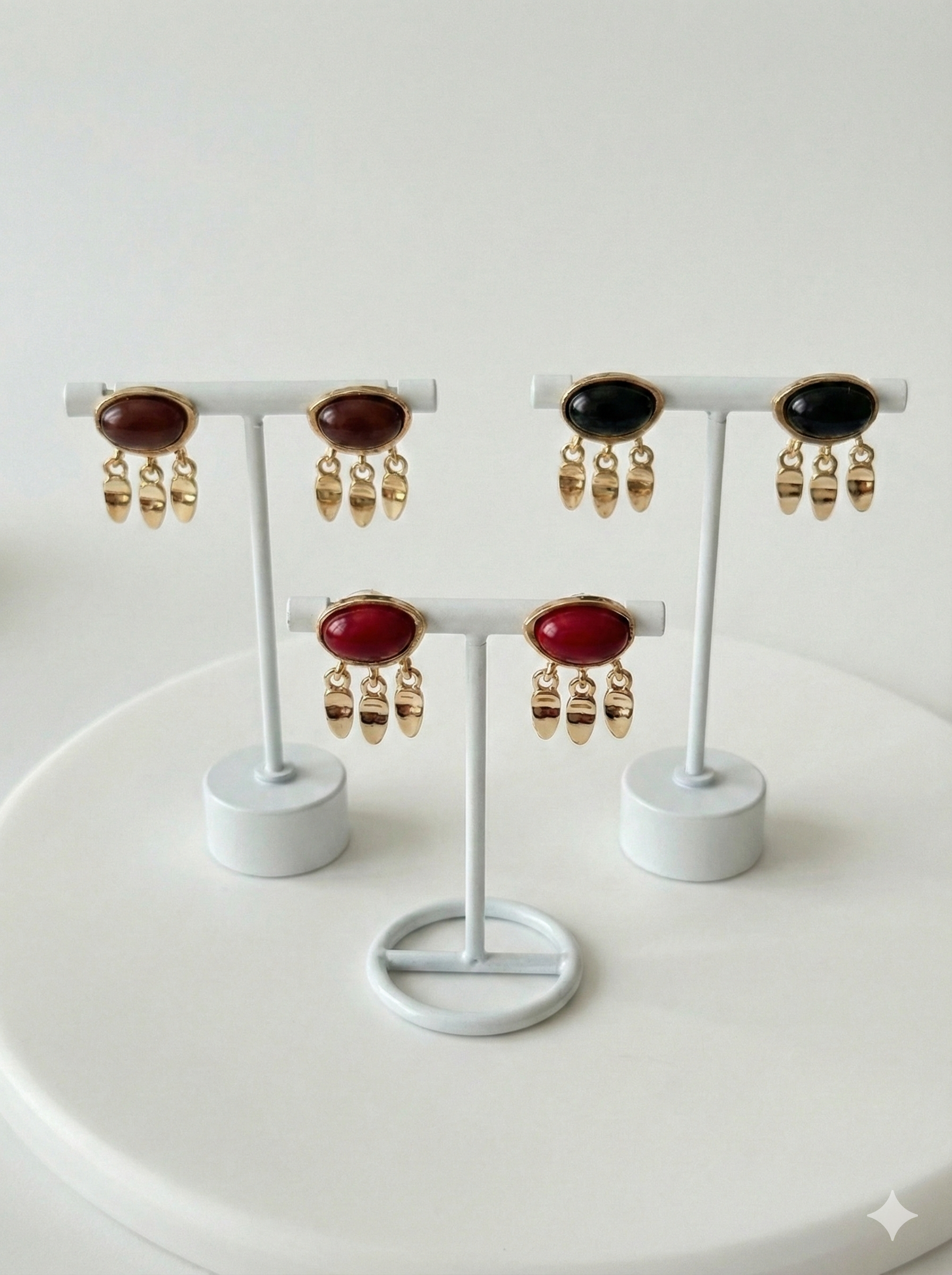 ZEOU'S Arvella Sallantı Detaylı Küpe