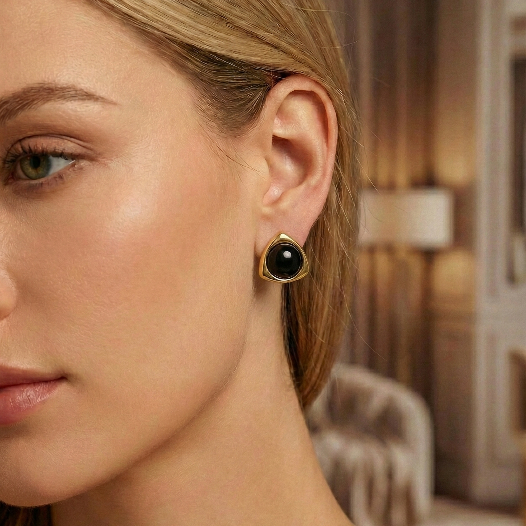 ZEOU'S NÉRIA Geometrik Taşlı Küpe