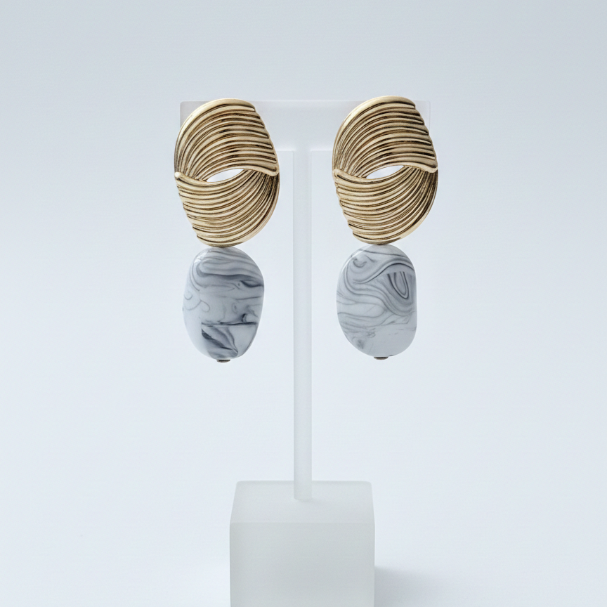 ZEOU'S ELVORA Dokulu Metal & Mermer Efektli Küpe