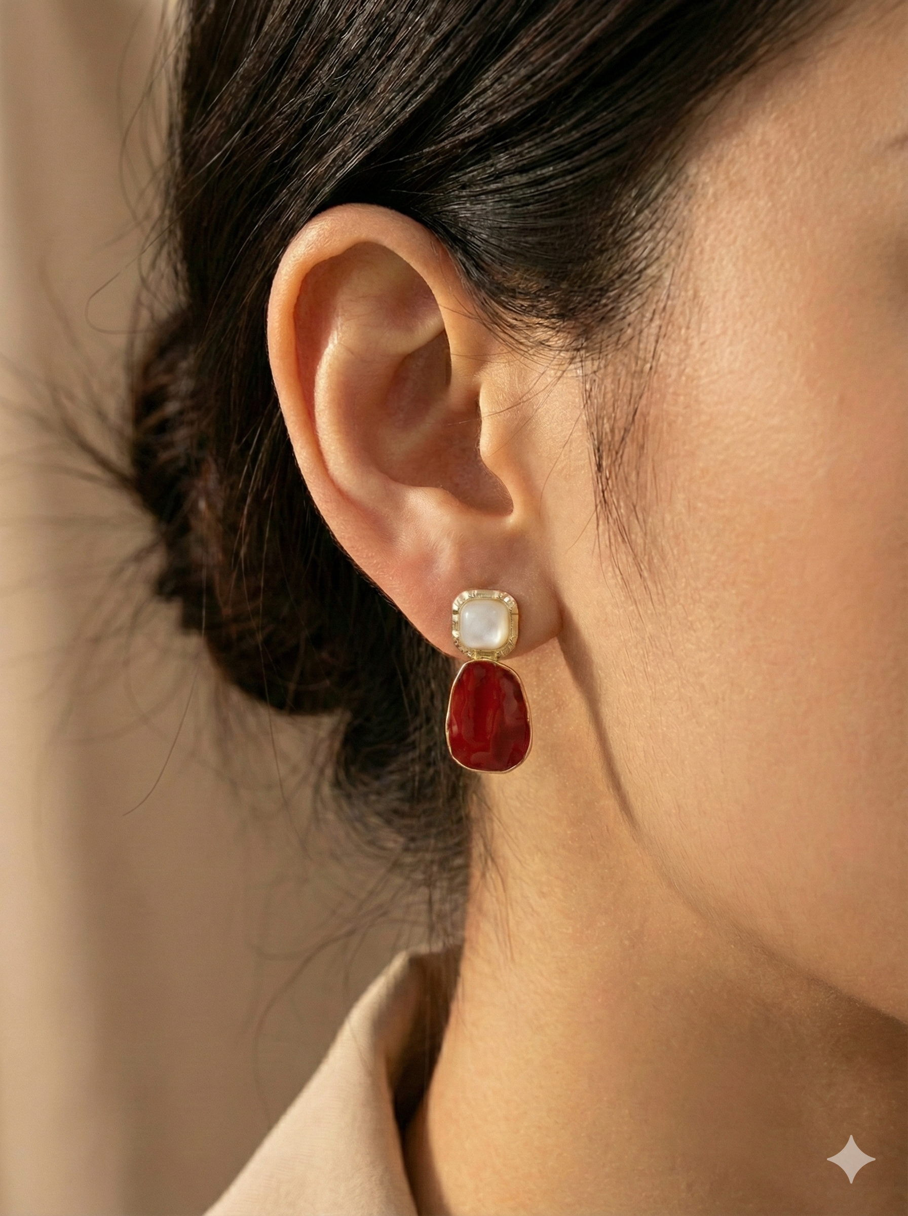 ZEOU'S Aveloria Dokulu Taş Form Küpe