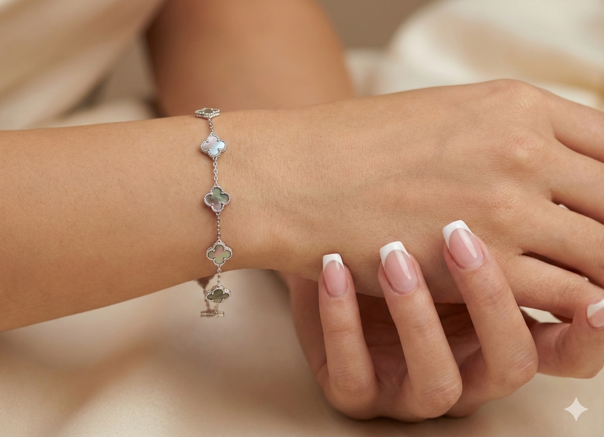 ZEOU’S LUMINA CLOVER Zincir Bileklik