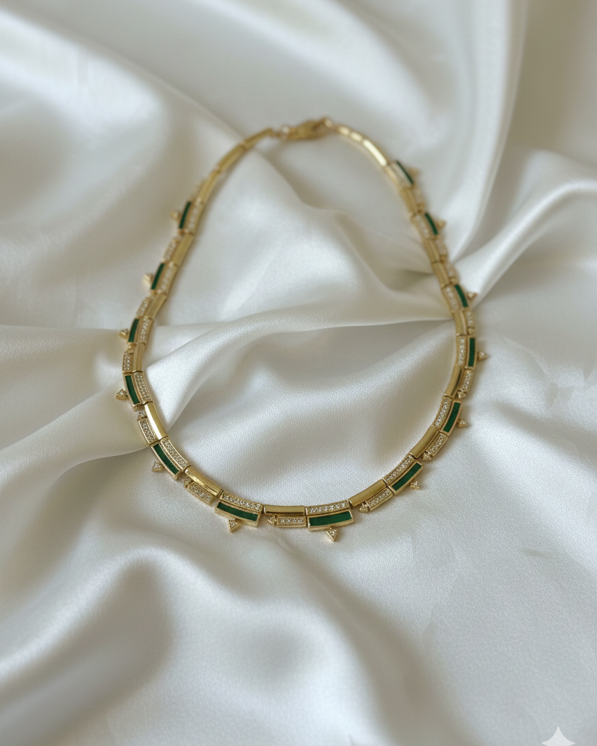 ZEO'US Emerald Empire Kolye